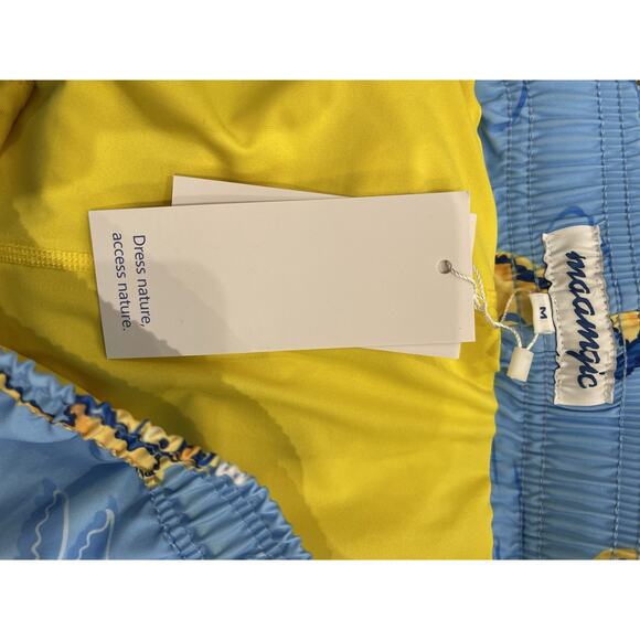 NWT Maamgic Men’s Swim Shorts Lined Drawstring Resort Surf Snorkeling Ducks M - Picture 6 of 6